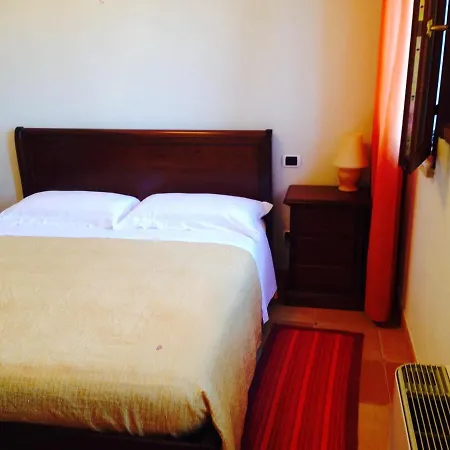 Il Paradello Albergo Porto Levante Room photo